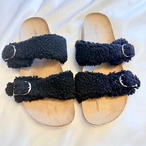 Black Teddy Faux Shearling Slide Sandals (8 US)